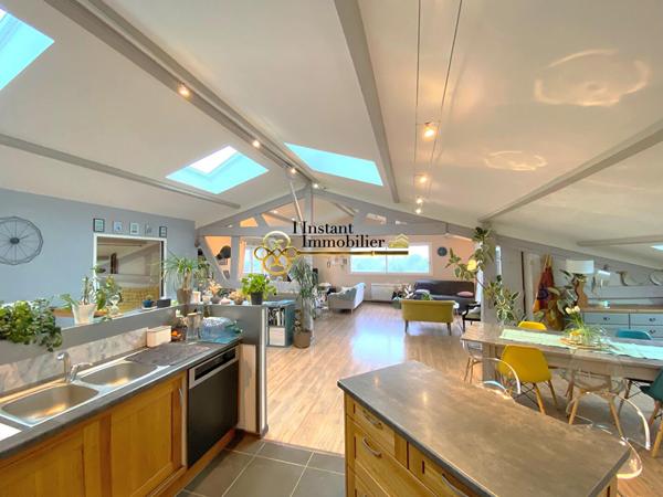 SANTEC -MAISON ATYPIQUE AUX VOLUMES GÉNÉREUX À PROXIMITÉ DES PLAGES
