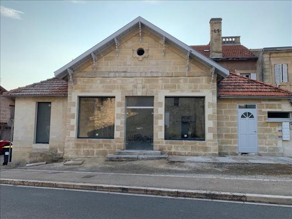 Immeuble à vendre |  Montagne |  592 m²