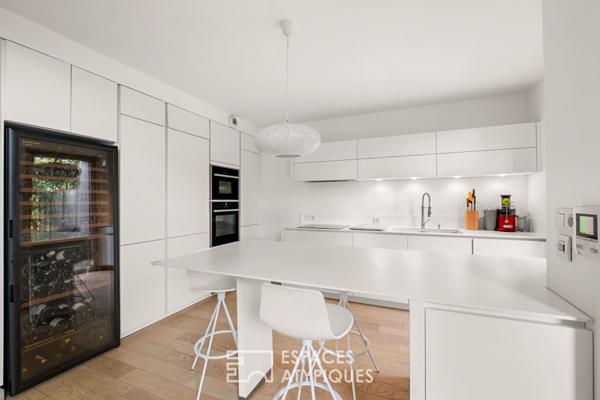 Duplex en rez-de-jardin dans une copropriété exclusive