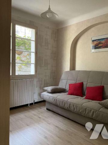 A VENDRE : Maison de village (SOUILLAC - 46) en bon état sur 451m² de terrain comprenant en rez...