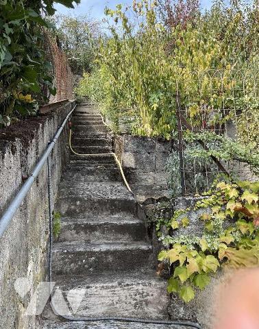 A VENDRE : Maison de village (SOUILLAC - 46) en bon état sur 451m² de terrain comprenant en rez...