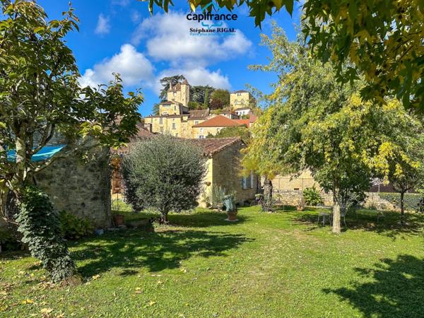 Maison à vendre 7 pièces PUY L'EVEQUE (46) Maison + maison d'amis + grange sur terrain de 953m2