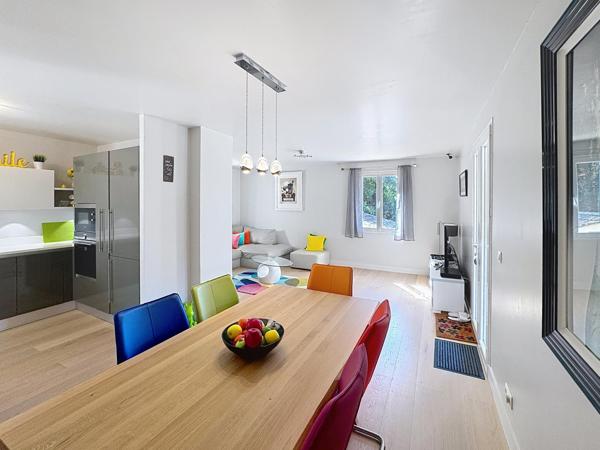 Maison à vendre  4 pièces - 90,50 m2 LA CROIX VALMER - 83