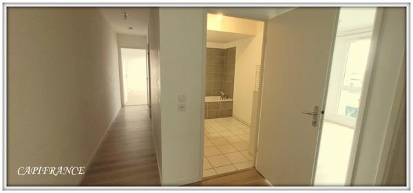 Appartement 4 chambres, terrasse, parking, VILLENAVE D'ORNON (33)