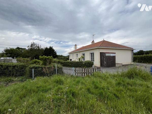 SAINT MICHEL CHEF CHEF, au calme d'un lieu-dit, maison aux beaux volumes