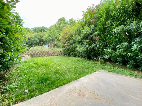 2 PIECES AVEC JARDIN ET PISCINE