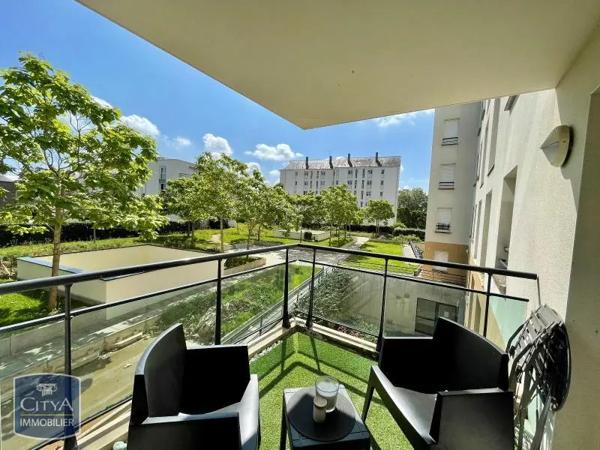 Appartement à louer 2 pièces 37.74m² Laval (53000)