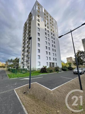 Appartement T3 à vendre  3 pièces - 83,11 m 2   COMPIEGNE  - 60