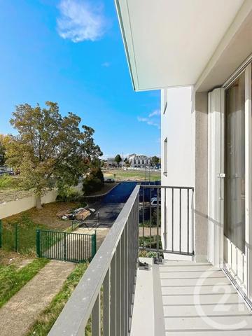 Appartement T3 à vendre  3 pièces - 83,11 m 2   COMPIEGNE  - 60