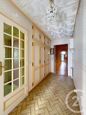 Appartement T3 à vendre  3 pièces - 83,11 m 2   COMPIEGNE  - 60