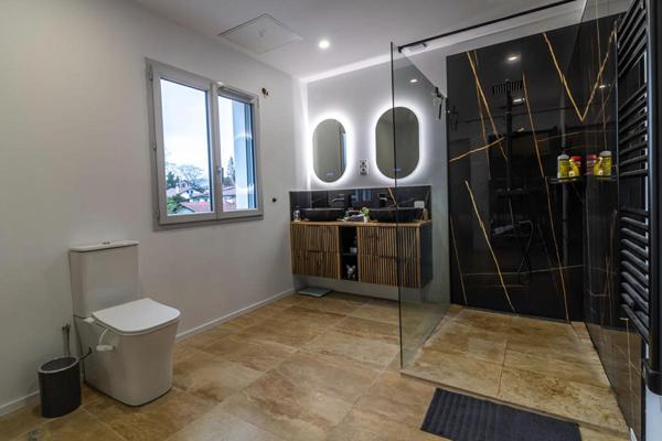 Maison Hendaye 7 pièce(s) 188 m2