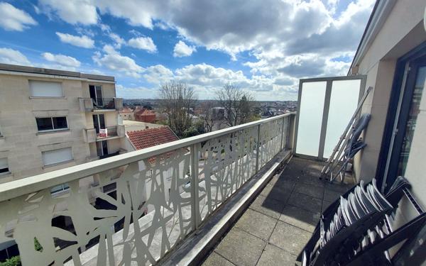 Appartement à vendre    1 pièce • 23,08 m2 Neuilly-Plaisance