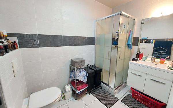 Appartement à vendre    1 pièce • 23,08 m2 Neuilly-Plaisance