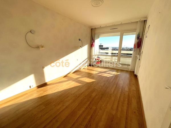 Vente Appartement95 m² - 5 Pièces - CAEN (14000)