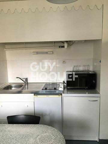 Secteur Curial : Studio avec balcon