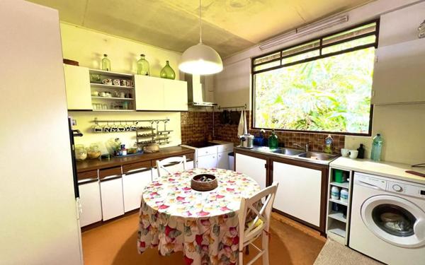 Maison à vendre    4 pièces •  Cayenne