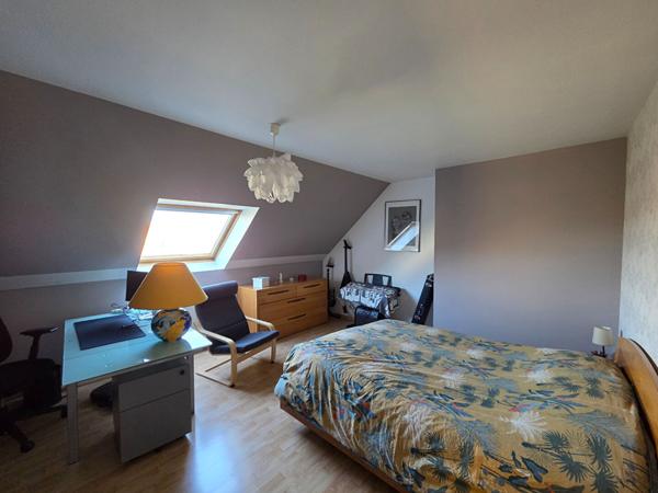 Maison contemporaine - Secteur privé recherché - Proche Université du Mans