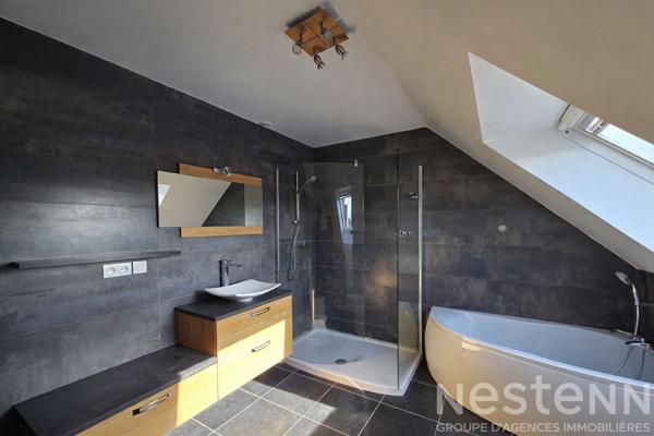 Maison contemporaine - Secteur privé recherché - Proche Université du Mans