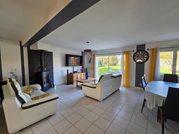 Maison contemporaine - Secteur privé recherché - Proche Université du Mans