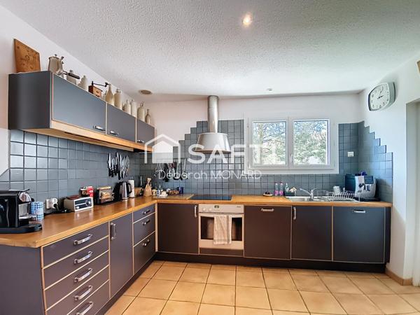 MAISON FAMILIALE - PISCINE - SAINT MEDARD EN JALLES