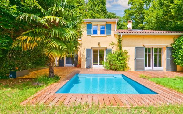 Maison à vendre    5 pièces • 130,82 m2 Écully