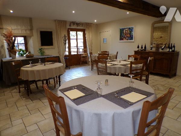 Ensemble immobilier à usage mixte et Fonds de Commerce :
Restaurant,  gîte, Tabac et FDJ