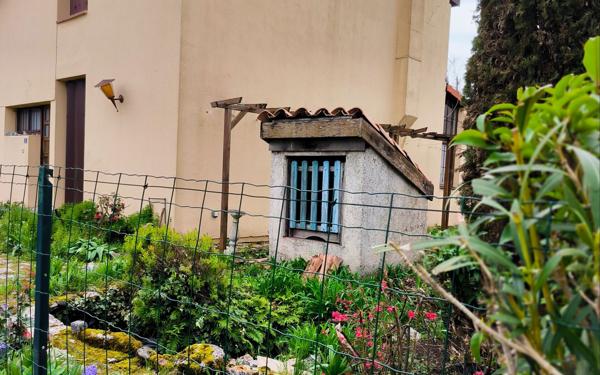 Maison à vendre    5 pièces •  Montrabé