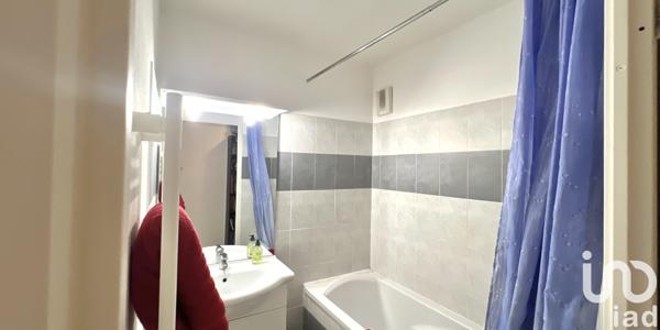 Apartment for sale 2 rooms 49 m² Pont-Saint-Esprit