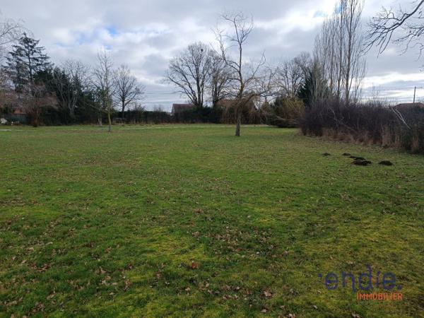 TERRAIN CONSTRUCTIBLE A SAINT-ANGEL
