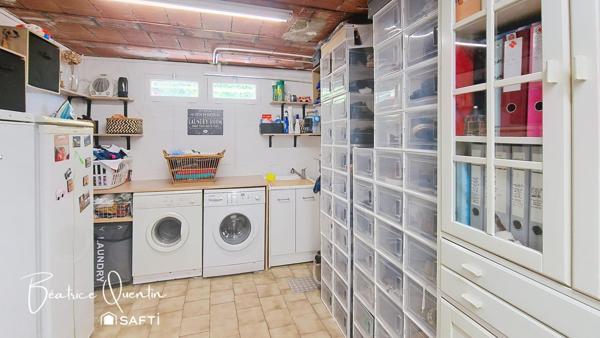 Maison de ville lumineuse avec jardin et garage