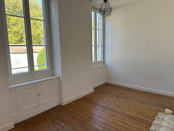 Maison / Immeuble Rare sur Rochefort 8 pièce(s)