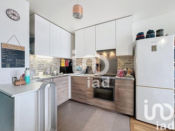 Apartment for sale 3 rooms 60 m² Villecresnes