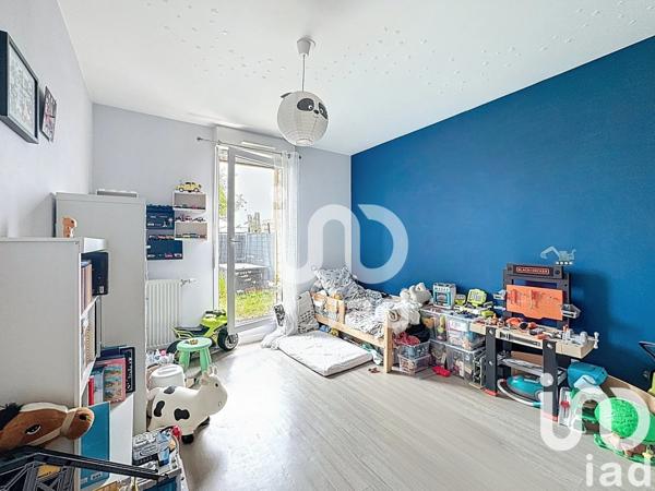 Apartment for sale 3 rooms 60 m² Villecresnes