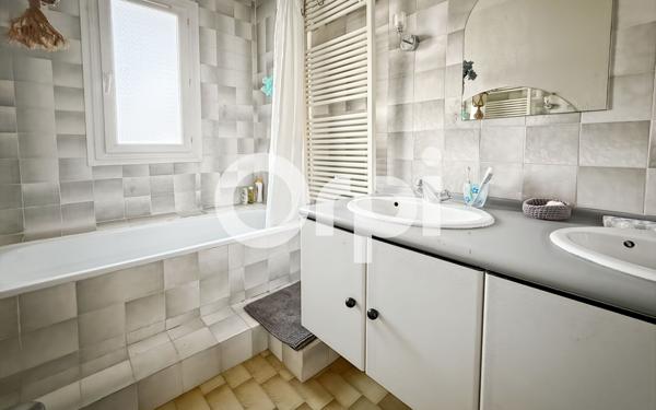 Maison à vendre    5 pièces • 120 m2 Saint-Jean-de-Védas