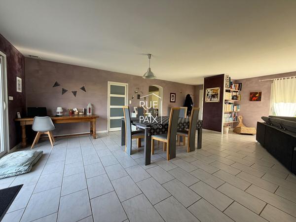 79400 SAINT MAIXENT L ECOLE Maison Saint Maixent L'Ecole - 210 m2