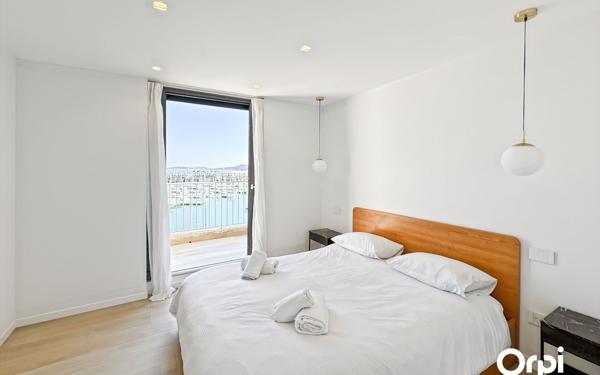 Appartement à vendre    3 pièces • 71,92 m2 Cogolin