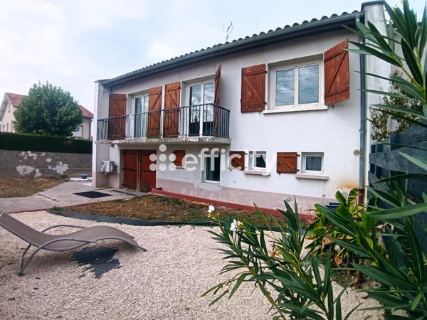 Maison
         6 pièces
        - 140 m² 235 000 € *