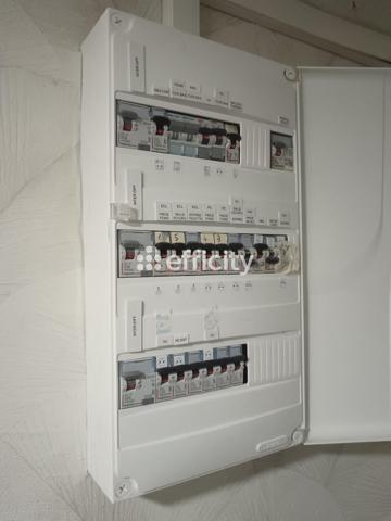 Maison
         6 pièces
        - 140 m² 235 000 € *