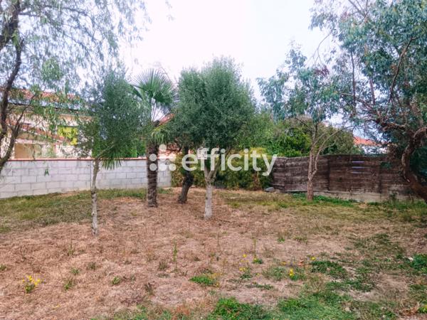 Maison
         6 pièces
        - 140 m² 235 000 € *