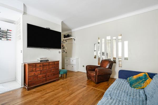 Paris (75017) 3 PIECES 62M2