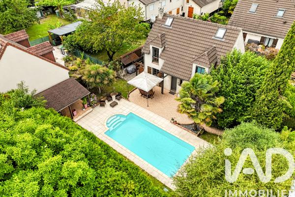 Maison à vendre 6 pièces 106 m² Saint-Brice-sous-Forêt