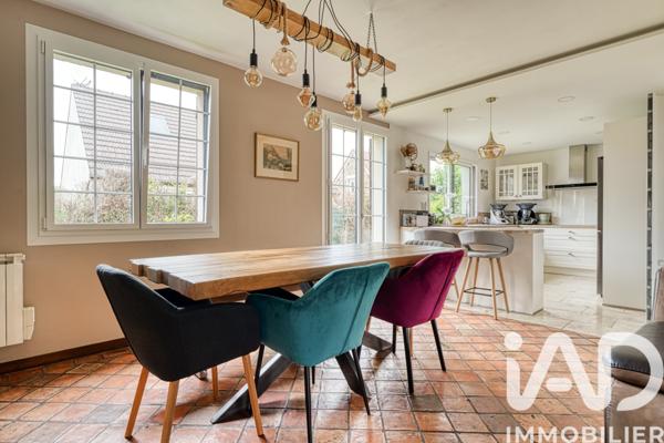 Maison à vendre 6 pièces 106 m² Saint-Brice-sous-Forêt