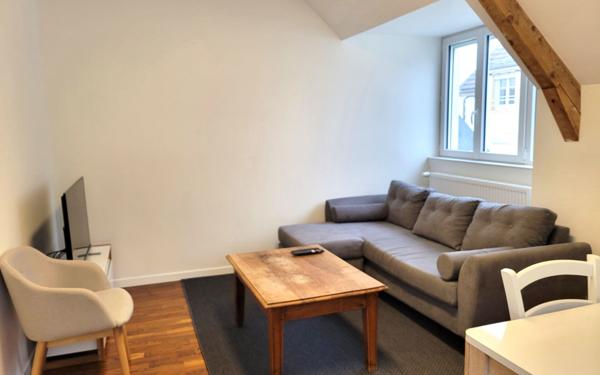 Appartement à louer    2 pièces • 9,80 m2 Le Creusot