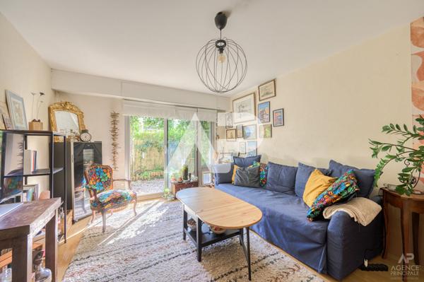 Appartement Rueil Malmaison 2 pièce(s) 52.42 m2 €270 000 ** - Référence 19577