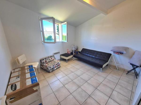 Super affaire : grands volumes, jardin privatif et trés bon rapport QP 149 500 €