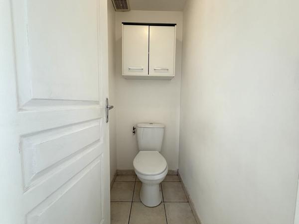 Super affaire : grands volumes, jardin privatif et trés bon rapport QP 149 500 €