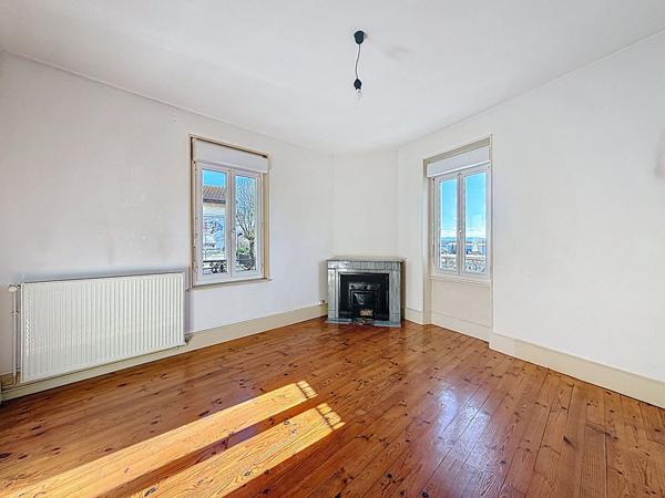 Appartement Meximieux 3 pièce(s) 80 m2, jardin et garage, proche commodités;