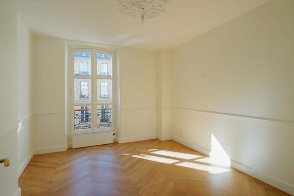 Appartement Paris 8e - MADELEINE / SAINT-AUGUSTIN