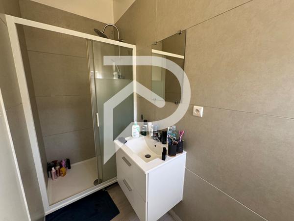 Immeuble 10 pièces 247 m2