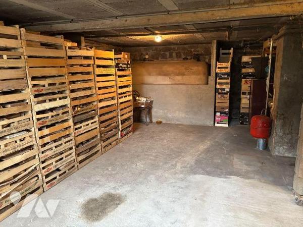 À VENDRE MAISON PAVILLON SAINT-NABORD VOSGES 88200
Maison individuelle à rénover comprenant :
...